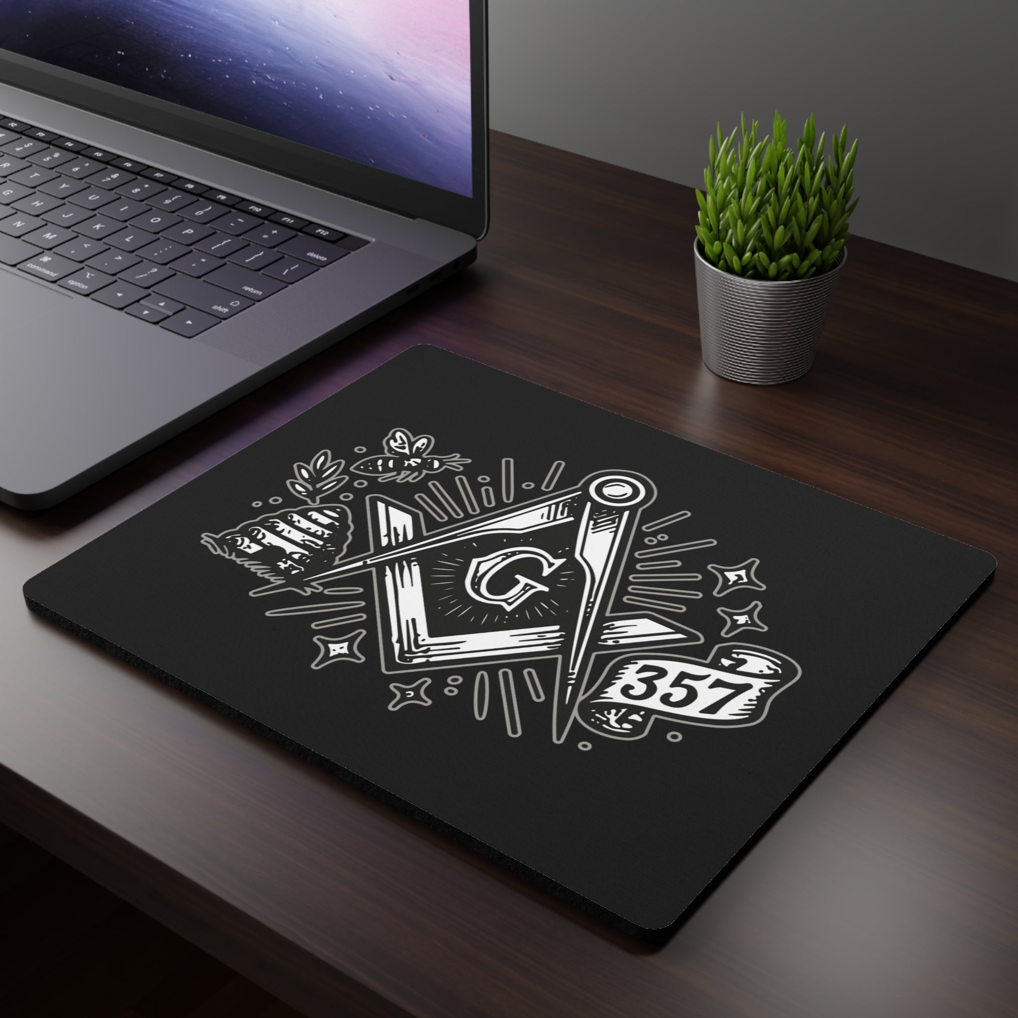 Masonic Rectangular Mouse Pad - Unique Gift for Freemasons, Home Office Décor, Retro Design, Desk Accessories, Ritual Celebrations